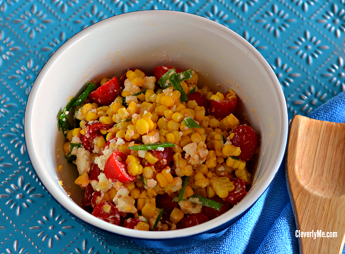 Want to enjoy an easy and delicious Fresh Sweet Corn, Tomatoes & Feta Cheese Salad that goes well with any meal? Just follow this simple recipe and you are on your way to creating a super easy and satisfying fresh salad that will please a crowd in no time! More at CleverlyMe.com