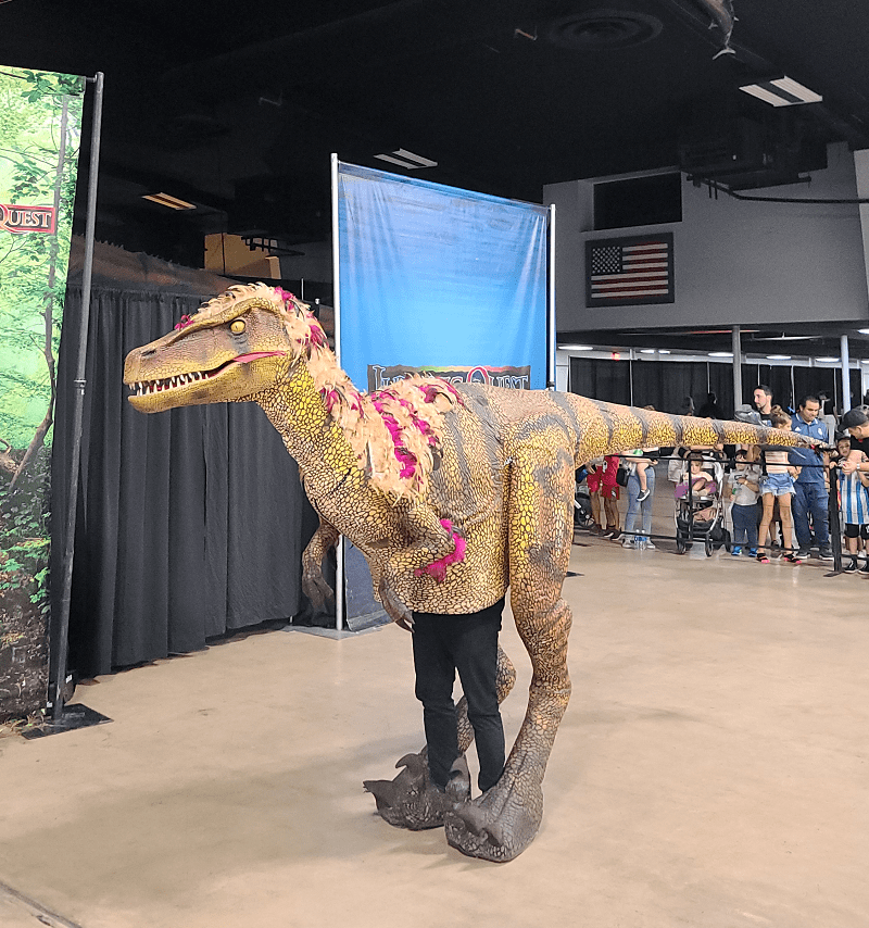 Jurassic Quest is a self-guided experience featuring life-size animatronic dinosaurs including Apatosaurus, Spinosaurus, and the ferocious T-Rex. Learn more at CleverlyMe.com